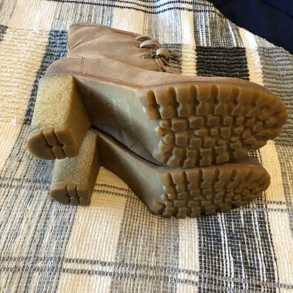 UGG Australia Calynda Seude Ankle Booties Womens Sz 10 Winter Cute Warm - Picture 10 of 10